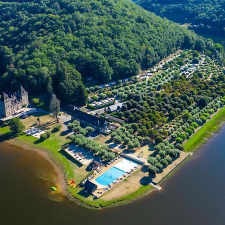 Camping Le château du gibanel Saint-Martial-Entraygues Bagian luar foto
