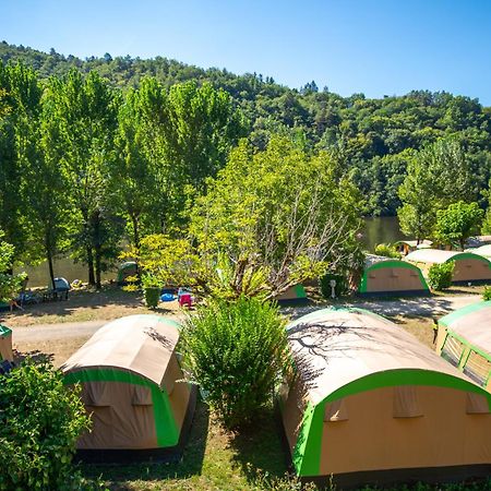 Camping Le château du gibanel Saint-Martial-Entraygues Bagian luar foto