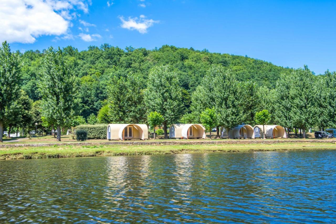 Camping Le château du gibanel Saint-Martial-Entraygues Bagian luar foto
